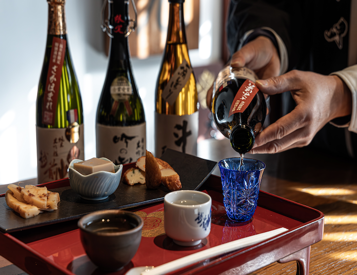 蔵元による非公開酒蔵の特別案内と福井の味覚と楽しむ日本酒テイスティング