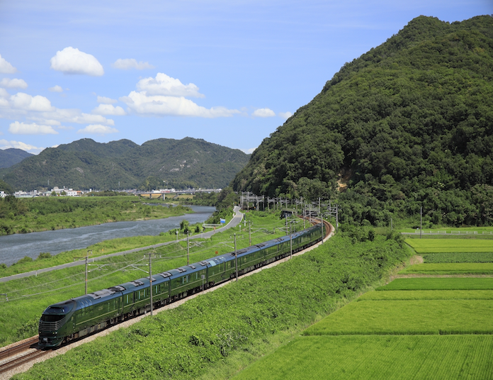 TWILIGHT EXPRESS 瑞風 せとうち・山陰コース（周遊） 美しい日本をホテルが走る。上質さと懐かしさを纏う、伝統の軌跡と自然の彩を巡る旅